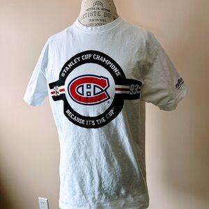 Montreal Canadians Stanley Cup Champions T-Shirt (size Large)